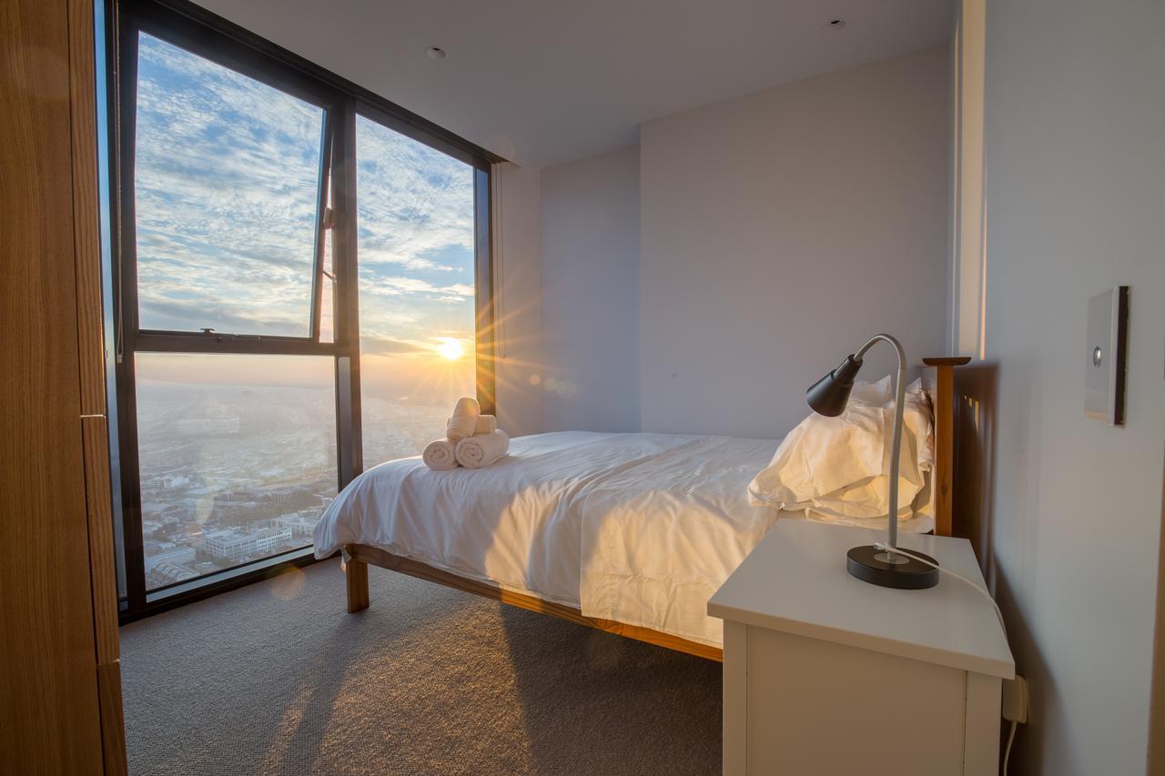 Light Tower Apartment Melbourne Exterior photo
