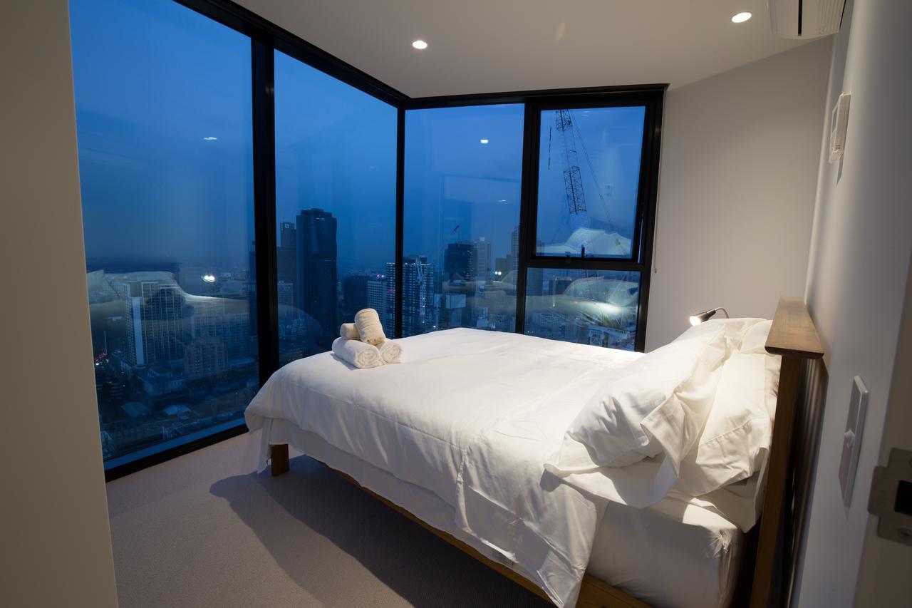 Light Tower Apartment Melbourne Exterior photo