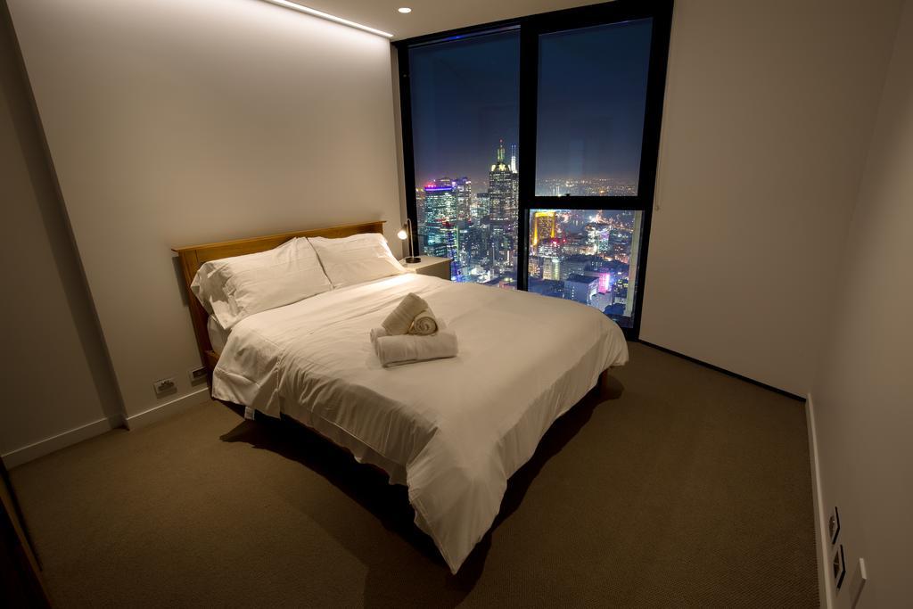 Light Tower Apartment Melbourne Exterior photo
