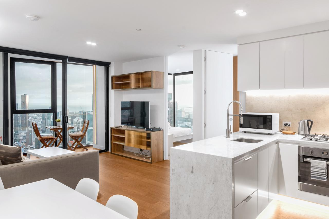 Light Tower Apartment Melbourne Exterior photo
