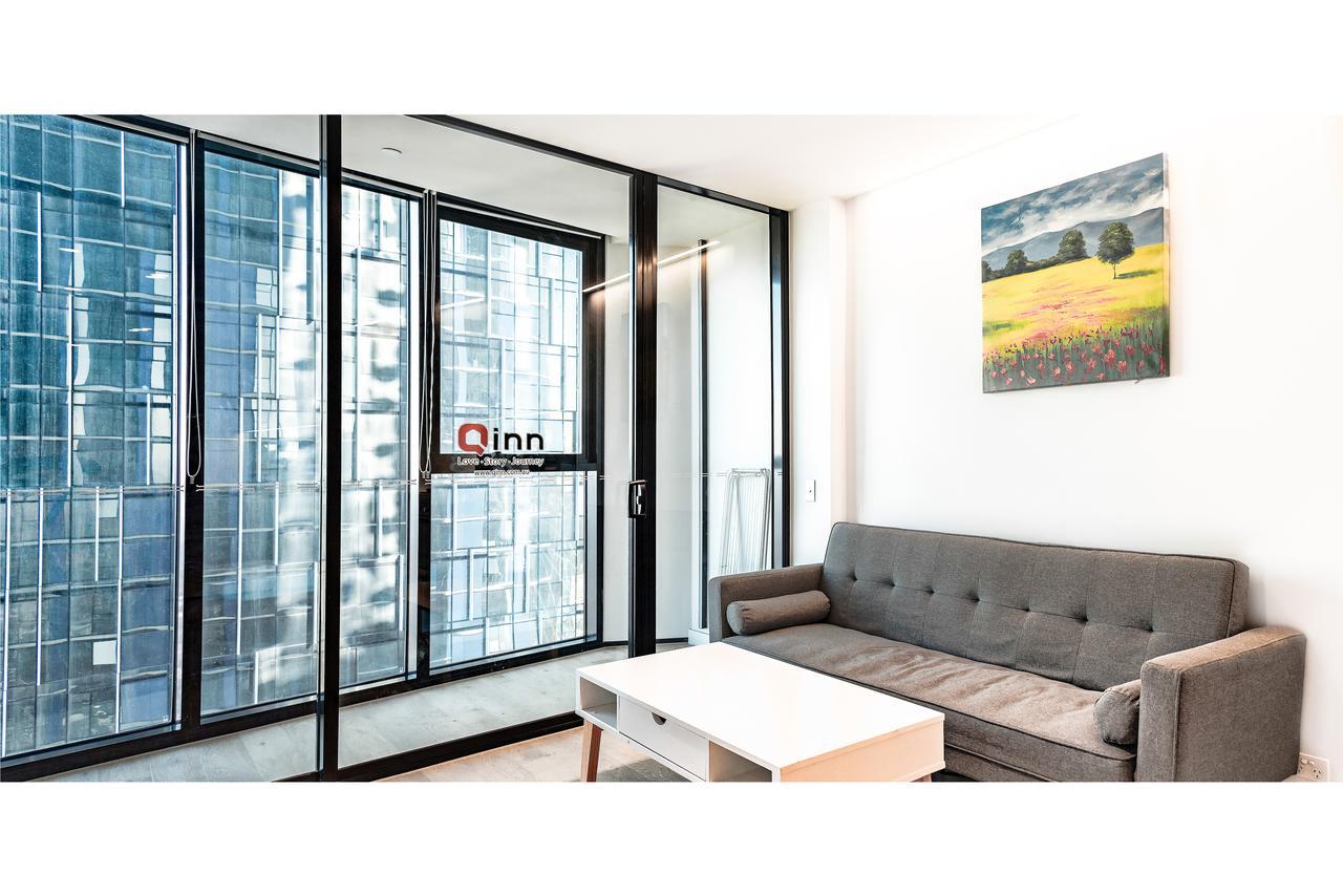 Light Tower Apartment Melbourne Exterior photo